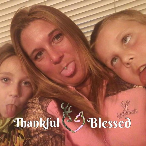 Meet your Posher, Cassandra - Picture 1 of 1